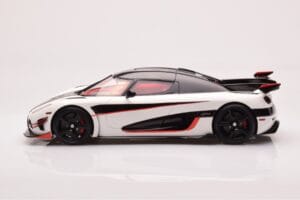 Koenigsegg Agera RS Arctic Baltas GT Spirit 1:18 GT877 Derva - nuotrauka 3 iš 6