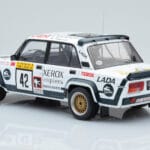 Lada 2105 VFTS #42 S. Brundza Rally 1000 Lakes 1984 IXO 1:18 - image 5 of 6