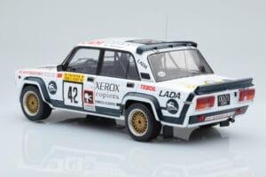 Lada 2105 VFTS #42 S. Brundza Rally 1000 Lakes 1984 IXO 1:18 18RMC146 Metalas - nuotrauka 5 iš 6