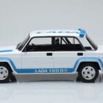 Lada 2105 VFTS Baltas IXO 1:18 - image 3 of 6