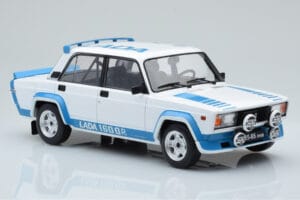 Lada 2105 VFTS Baltas IXO 1:18 18CMC144 Metalas - nuotrauka 4 iš 6