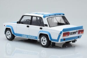 Lada 2105 VFTS Baltas IXO 1:18 18CMC144 Metalas - nuotrauka 5 iš 6