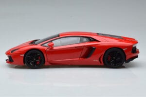 Lamborghini Aventador LP700-4 Andromeda Raudonas AUTOart 1:18 74669 Metalas - nuotrauka 5 iš 10