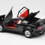 Lamborghini Countach LP 5000 Quattrovalvole Juodas Kyosho 1:18 - image 5 of 8
