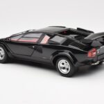 Lamborghini Countach LP 5000 Quattrovalvole Juodas Kyosho 1:18 - image 7 of 8