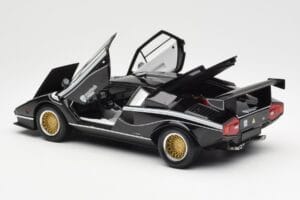 Lamborghini Countach LP 500R Juodas Kyosho 1:18 08320C Metalas - nuotrauka 5 iš 8