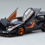 Lamborghini Countach LP500S Walter Wolf Tamsiai Mėlynas Kyosho 1:18 - image 2 of 11