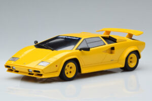 Lamborghini Countach Turbo Koenig Specials Geltonas GT Spirit 1:18 KJ010 Derva