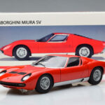 Lamborghini Miura SV Raudonas AUTOart 1:18 - image 8 of 8