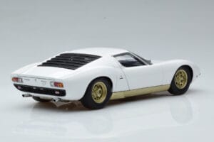 Lamborghini Miura SV Baltas AUTOart 1:18 74544 Metalas - nuotrauka 3 iš 8