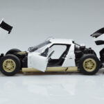 Lamborghini Miura SV Baltas AUTOart 1:18 - image 4 of 8