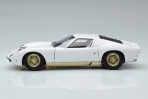 Lamborghini Miura SV Baltas AUTOart 1:18 74544 Metalas - nuotrauka 5 iš 8