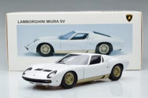 Lamborghini Miura SV Baltas AUTOart 1:18 74544 Metalas - nuotrauka 8 iš 8