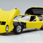 Lamborghini Miura SV Geltonas Kyosho 1:18 - image 2 of 11