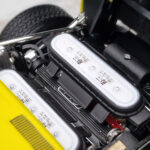 Lamborghini Miura SV Geltonas Kyosho 1:18 - image 9 of 11