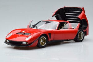 Lamborghini Miura SVR Raudonas Kyosho 1:18 08319RBK Metalas - nuotrauka 2 iš 9