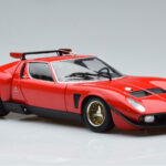 Lamborghini Miura SVR Raudonas Kyosho 1:18 - image 6 of 9