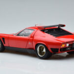 Lamborghini Miura SVR Raudonas Kyosho 1:18 - image 7 of 9