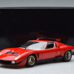 Lamborghini Miura SVR Raudonas Kyosho 1:18 - image 9 of 9