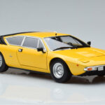 Lamborghini Urraco Geltonas Kyosho 1:18 - image 6 of 10