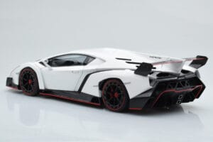 Lamborghini Veneno Baltas AUTOart 1:18 74507 Metalas - nuotrauka 7 iš 8