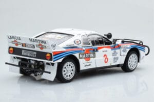 Lancia 037 Martini #8 A. Bettega / M. Perissinot Safari Rally 1985 Kyosho 1:18 08306J Metalas - nuotrauka 4 iš 8