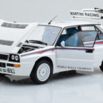 Lancia Delta HF Integrale 6 Baltas Kyosho 1:18 - image 2 of 8