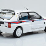 Lancia Delta HF Integrale 6 Baltas Kyosho 1:18 - image 4 of 8
