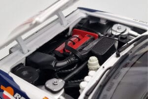 Lancia Delta HF Integrale Evoluzione #2 C. Sainz / L. Moya Tour de Corse 1993 Kyosho 1:18 08348J Metalas - nuotrauka 8 iš 9