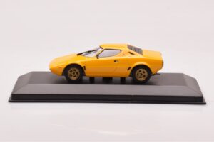 Lancia Stratos Geltonas Minichamps 1:43