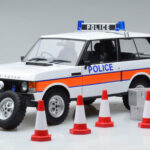 Land Rover Range Rover Policija Almost Real 1:18