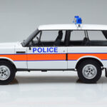 Land Rover Range Rover Policija Almost Real 1:18 - image 4 of 9