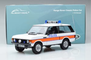 Land Rover Range Rover Policija Almost Real 1:18 810115 Metalas - nuotrauka 9 iš 9