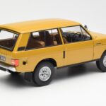 Land Rover Range Rover Classic Geltonas Almost Real 1:18 - image 3 of 8