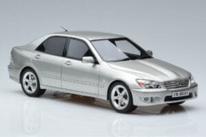 Lexus IS200 XE10 Sidabrinis Otto 1:18 OT991 Derva - nuotrauka 4 iš 6