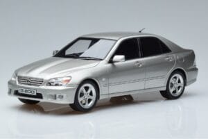 Lexus IS200 XE10 Sidabrinis Otto 1:18 OT991 Derva