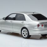 Lexus IS200 XE10 Sidabrinis Otto 1:18 OT991 Derva - image 5 of 6