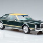 Lincoln Continental Mark V Tamsiai Žalias MCG 1:18 MCG18404 Metalas - image 4 of 6