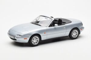 Mazda MX-5 NA Sidabrinė Norev 1:18