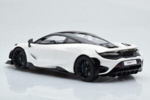 McLaren 765LT Baltas GT Spirit 1:18 GT861 Derva - nuotrauka 5 iš 6