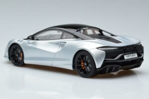 McLaren Artura Sidabrinis GT Spirit 1:18 GT873 Derva - nuotrauka 5 iš 6