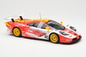 McLaren F1 GTR #40 J. O'Rourke / M. Sugden / P. Auberlein EMI 24 Hours of Le Mans 1996 UT Models 1:18 39820 Metalas - nuotrauka 4 iš 6