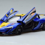 McLaren P1 GTR Mėlyna Su Geltonomis Juostomis AUTOart 1:18 - image 2 of 7