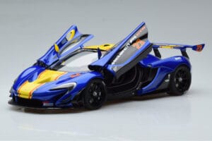 McLaren P1 GTR Mėlyna Su Geltonomis Juostomis AUTOart 1:18 81542 Kompozitas - nuotrauka 2 iš 7