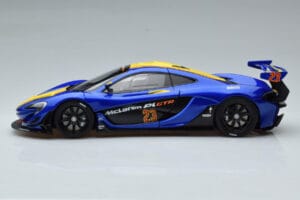 McLaren P1 GTR Mėlyna Su Geltonomis Juostomis AUTOart 1:18 81542 Kompozitas - nuotrauka 4 iš 7