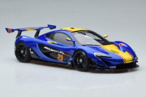 McLaren P1 GTR Mėlyna Su Geltonomis Juostomis AUTOart 1:18 81542 Kompozitas - nuotrauka 5 iš 7