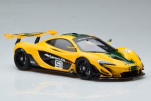 McLaren P1 GTR Geltona Su Žaliomis Juostomis AUTOart 1:18 81544 Kompozitas - nuotrauka 5 iš 7