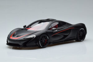 McLaren P1 Matinis Juodas AUTOart 1:18