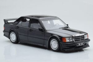 Mercedes 190E W201 2.5-16 Evo I Juodas Otto 1:18 OT151 Derva - nuotrauka 4 iš 6