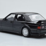 Mercedes 190E W201 2.5-16 Evo I Juodas Otto 1:18 - image 5 of 6